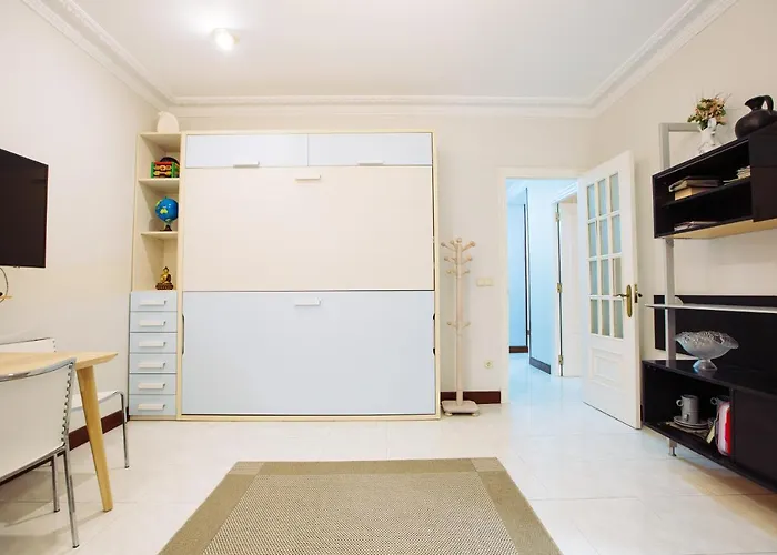 Centrico Junto Estacion Tren Y Autobus * Σαν Σεμπαστιάν